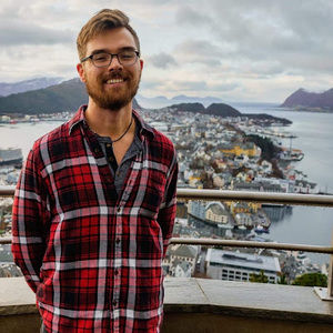 Meet your Posher, Seth